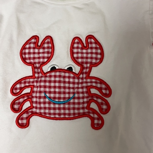 Smocked Auction crab top and shorts - Picture 3 of 4